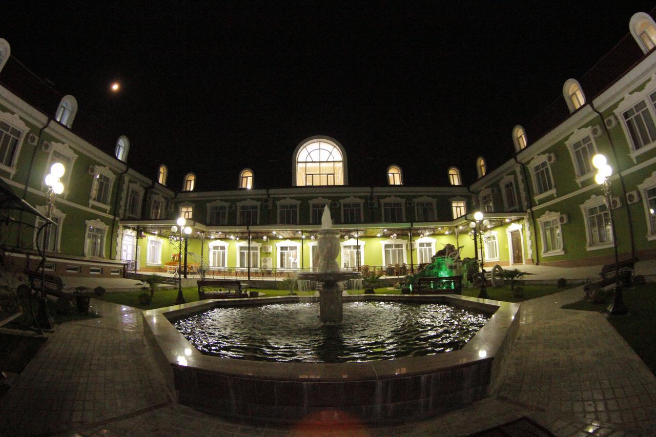 Sipehr Hotel Chkalovsk Bagian luar foto