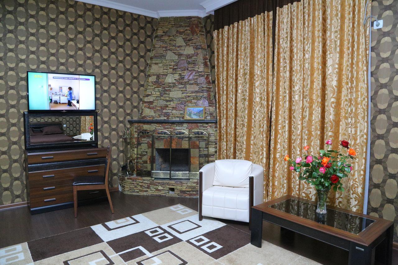 Sipehr Hotel Chkalovsk Bagian luar foto